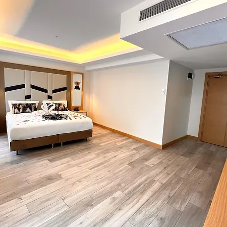 Downtown Sirkeci